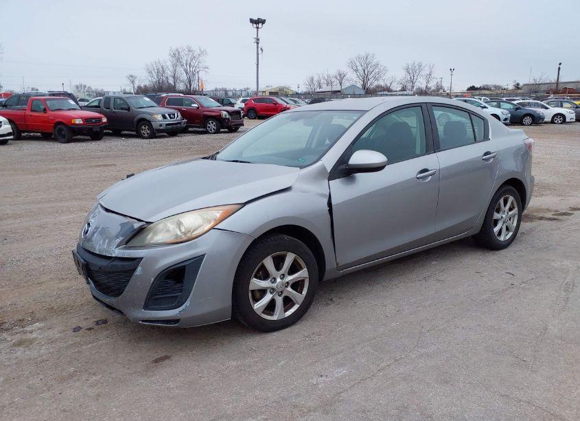 Photo 2 of 2010 Mazda Mazda3 I TOURING (VIN JM1BL1SF9A1338693)
