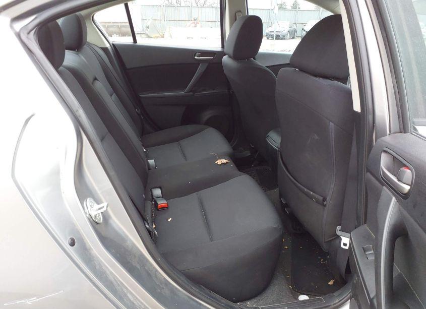 Photo 8 of 2010 Mazda Mazda3 I TOURING (VIN JM1BL1SF9A1338693)