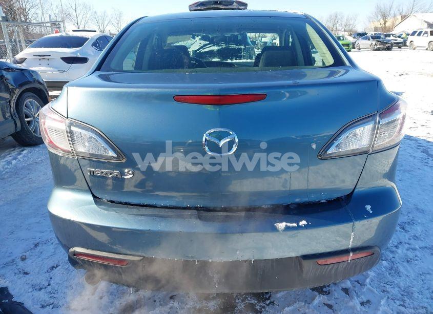 Photo 16 of 2010 Mazda Mazda3 I TOURING (VIN JM1BL1SFXA1205926)