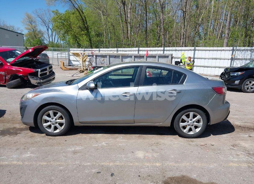 Photo 14 of 2010 Mazda Mazda3 I TOURING (VIN JM1BL1SFXA1296292)