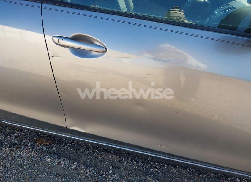 Photo 12 of 2010 Mazda Mazda3 I SPORT (VIN JM1BL1SFXA1320154)