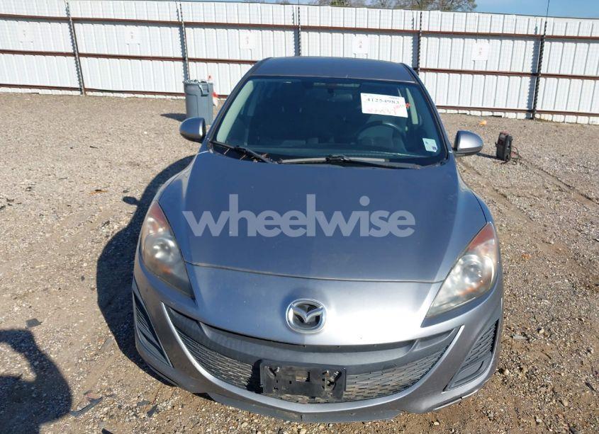 Photo 15 of 2010 Mazda Mazda3 I SPORT (VIN JM1BL1SFXA1320154)