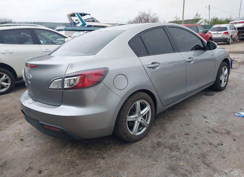 Photo 4 of 2010 Mazda Mazda3 I TOURING (VIN JM1BL1SFXA1337830)