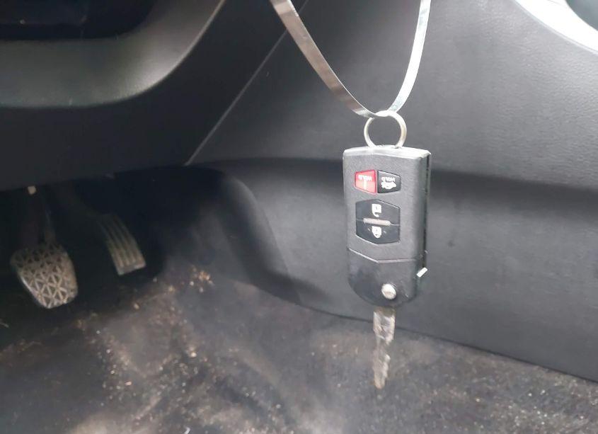 Photo 11 of 2010 Mazda Mazda3 I TOURING (VIN JM1BL1SG0A1172489)