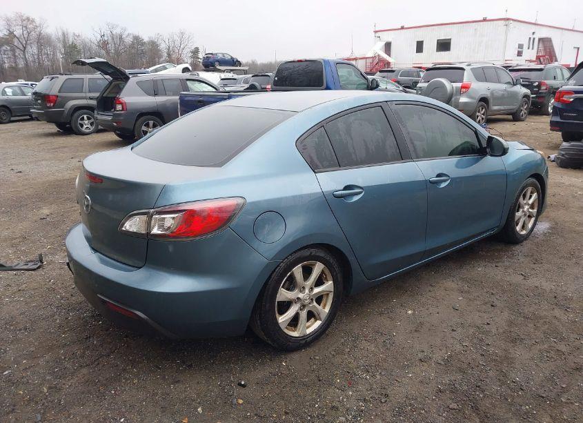 Photo 4 of 2010 Mazda Mazda3 I TOURING (VIN JM1BL1SG0A1172489)