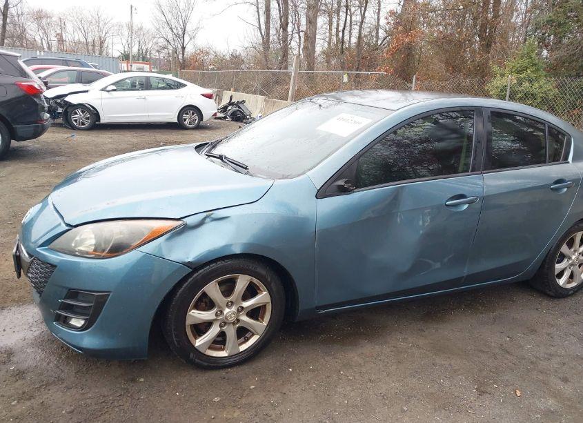 Photo 6 of 2010 Mazda Mazda3 I TOURING (VIN JM1BL1SG0A1172489)