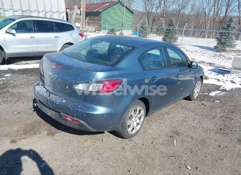 Photo 4 of 2010 Mazda Mazda3 I SPORT (VIN JM1BL1SG0A1197635)