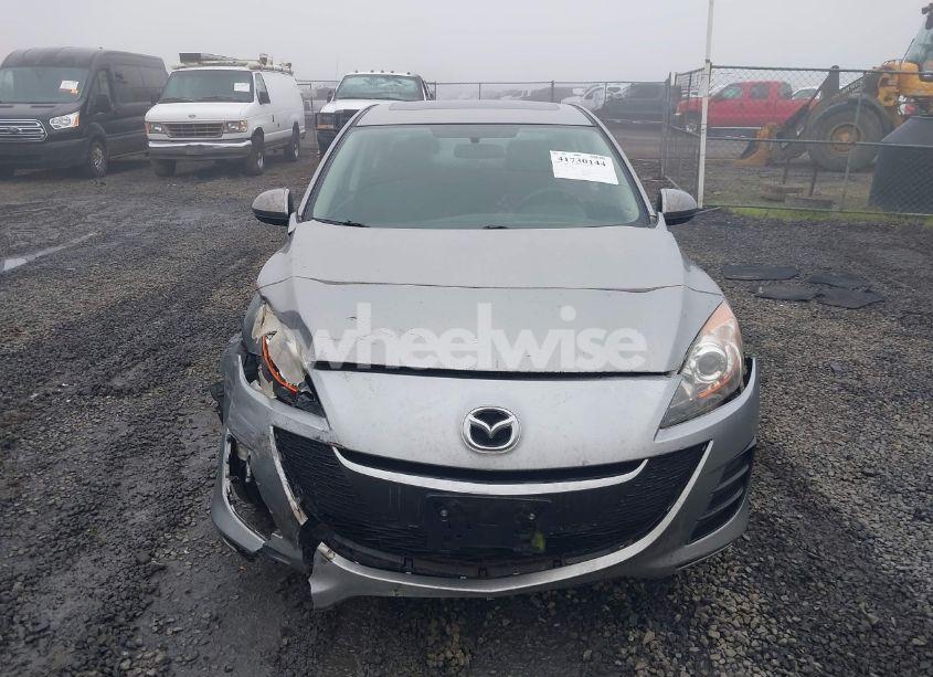 Photo 12 of 2010 Mazda Mazda3 I TOURING (VIN JM1BL1SG0A1224493)