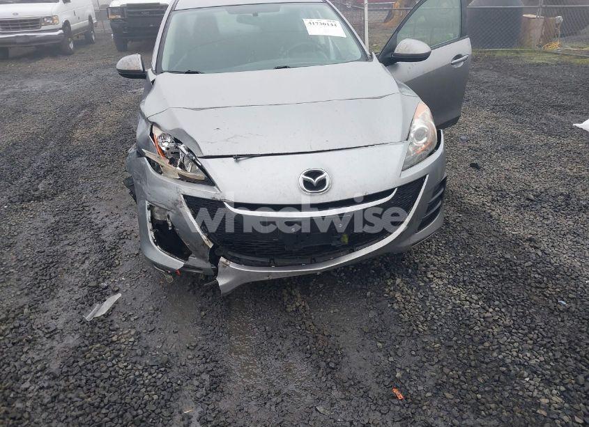Photo 6 of 2010 Mazda Mazda3 I TOURING (VIN JM1BL1SG0A1224493)