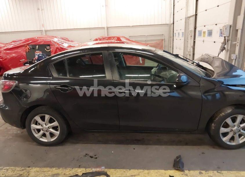 Photo 14 of 2010 Mazda Mazda3 (VIN JM1BL1SG0A1268980)