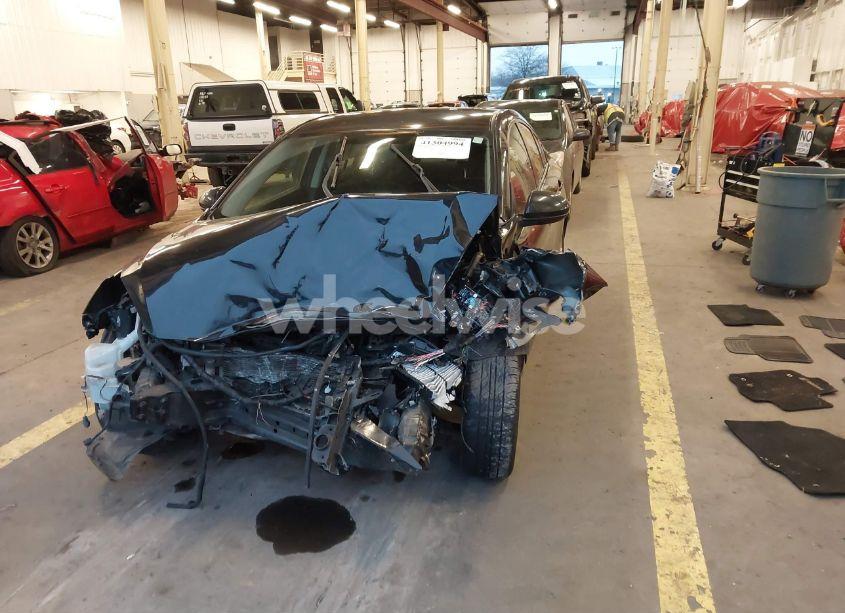 Photo 2 of 2010 Mazda Mazda3 (VIN JM1BL1SG0A1268980)