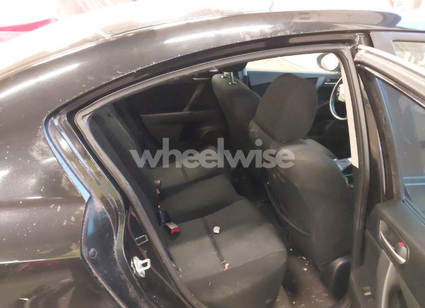 Photo 8 of 2010 Mazda Mazda3 (VIN JM1BL1SG0A1268980)