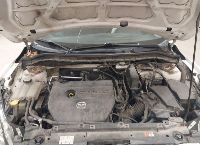 Photo 10 of 2010 Mazda Mazda3 I TOURING (VIN JM1BL1SG1A1174932)