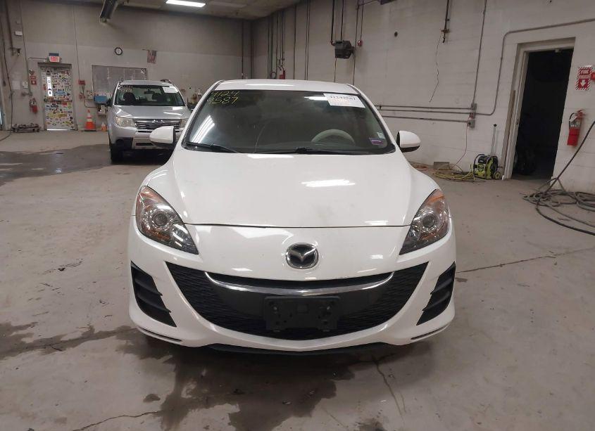 Photo 13 of 2010 Mazda Mazda3 I TOURING (VIN JM1BL1SG1A1174932)