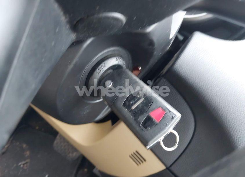 Photo 11 of 2010 Mazda Mazda3 I TOURING (VIN JM1BL1SG1A1181850)