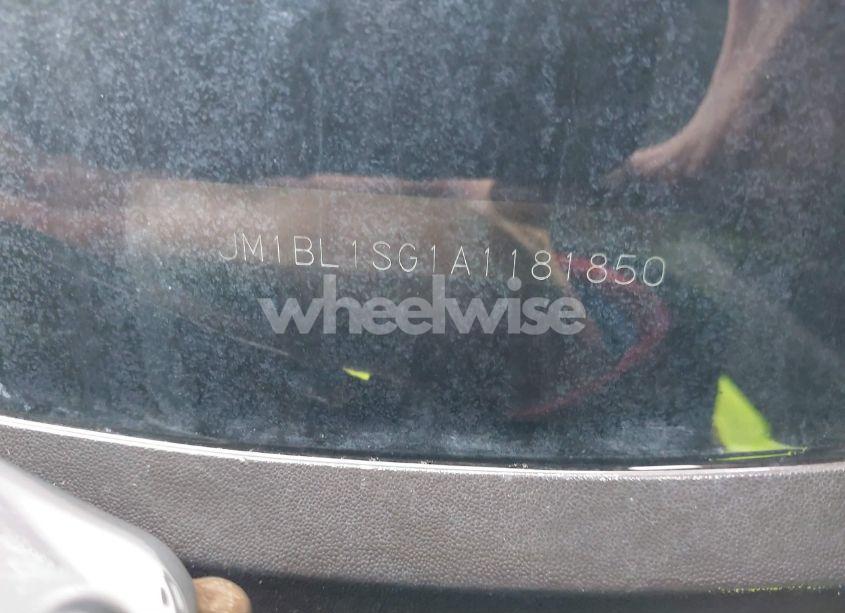 Photo 12 of 2010 Mazda Mazda3 I TOURING (VIN JM1BL1SG1A1181850)