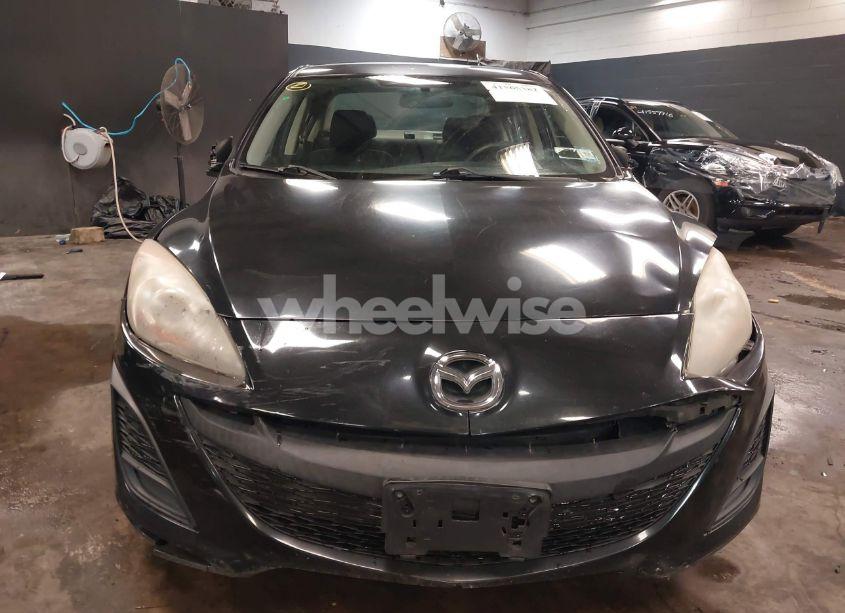 Photo 12 of 2010 Mazda Mazda3 I SPORT (VIN JM1BL1SG1A1285982)