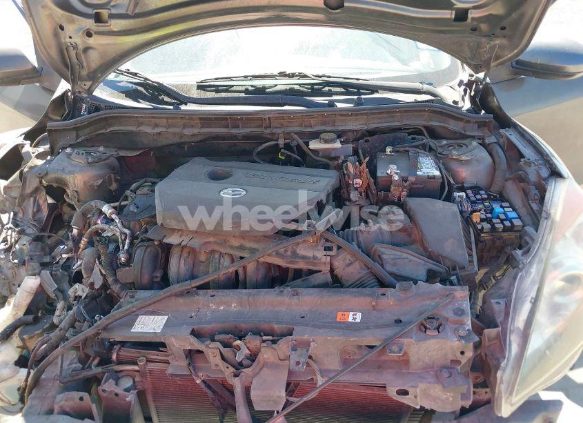 Photo 10 of 2010 Mazda Mazda3 I TOURING (VIN JM1BL1SG1A1341421)