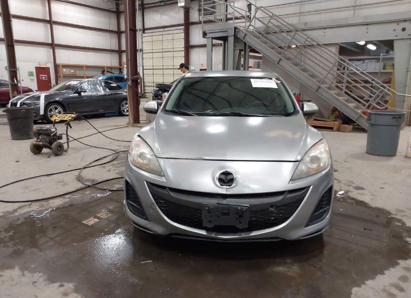 Photo 12 of 2010 Mazda Mazda3 I TOURING (VIN JM1BL1SG1A1348966)