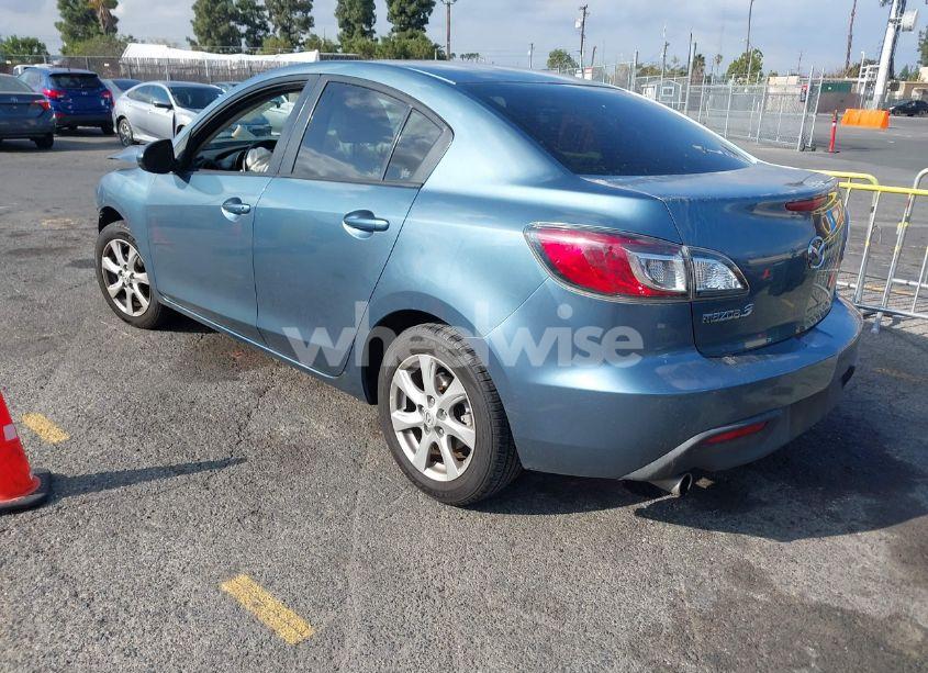 Photo 3 of 2010 Mazda Mazda3 I TOURING (VIN JM1BL1SG2A1127263)