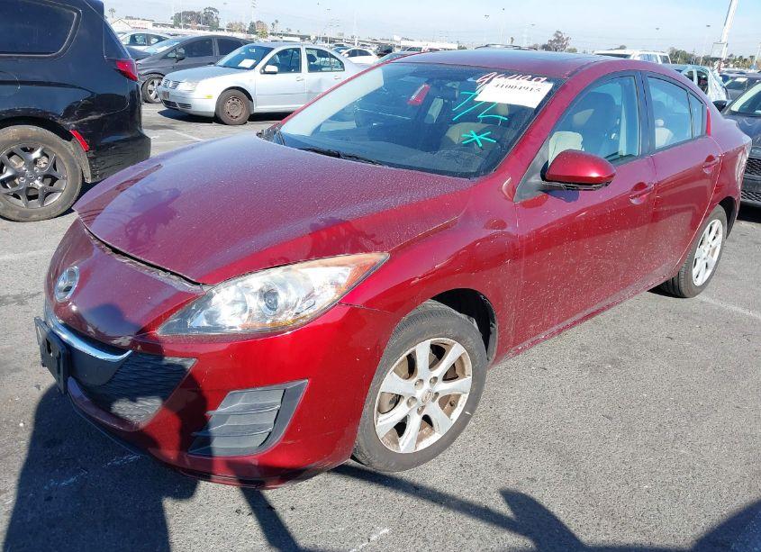 Photo 2 of 2010 Mazda Mazda3 I TOURING (VIN JM1BL1SG2A1199466)