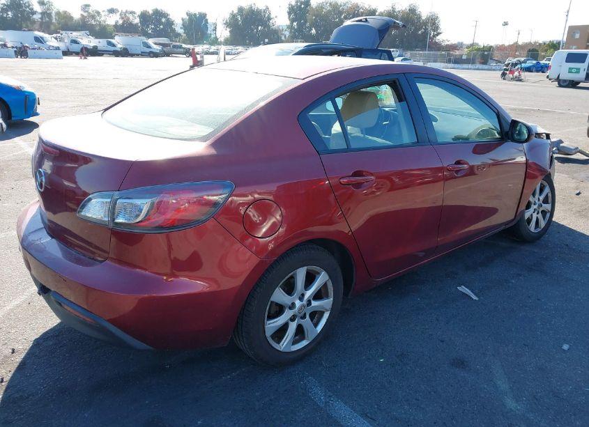 Photo 4 of 2010 Mazda Mazda3 I TOURING (VIN JM1BL1SG2A1199466)
