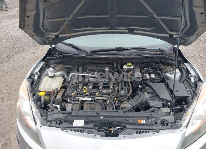 Photo 10 of 2010 Mazda Mazda3 I TOURING (VIN JM1BL1SG2A1225953)