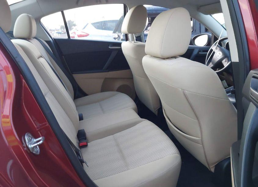 Photo 8 of 2010 Mazda Mazda3 I TOURING (VIN JM1BL1SG2A1233535)