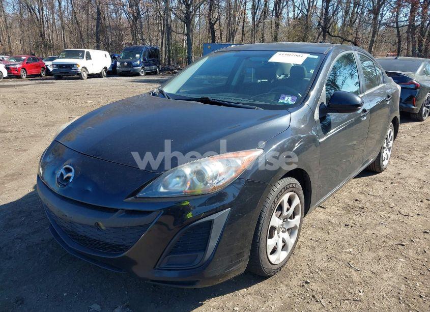 Photo 6 of 2010 Mazda Mazda3 I SPORT (VIN JM1BL1SG2A1285912)