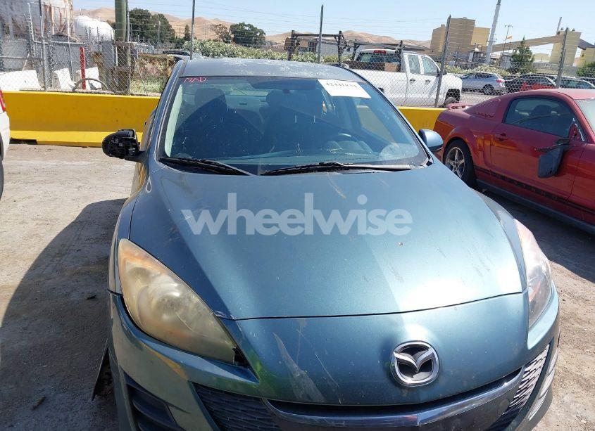 Photo 12 of 2010 Mazda Mazda3 I SPORT (VIN JM1BL1SG3A1183891)