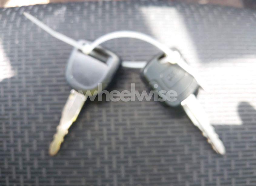 Photo 11 of 2010 Mazda Mazda3 I TOURING (VIN JM1BL1SG3A1196303)