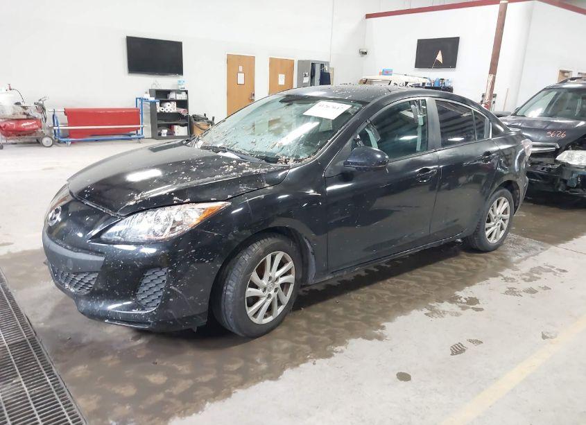 Photo 2 of 2010 Mazda Mazda3 I SPORT (VIN JM1BL1SG3A1223452)