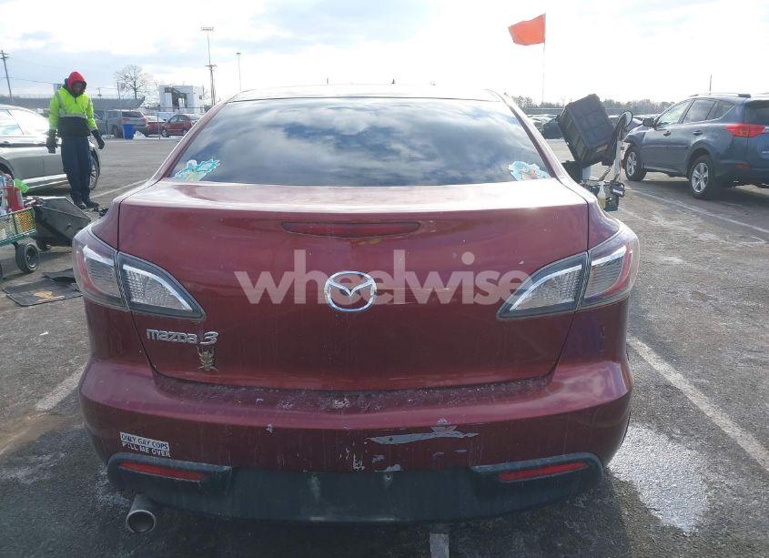 Photo 16 of 2010 Mazda Mazda3 (VIN JM1BL1SG3A1234144)