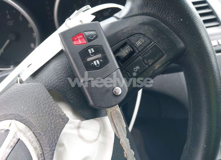 Photo 11 of 2010 Mazda Mazda3 I TOURING (VIN JM1BL1SG3A1237884)