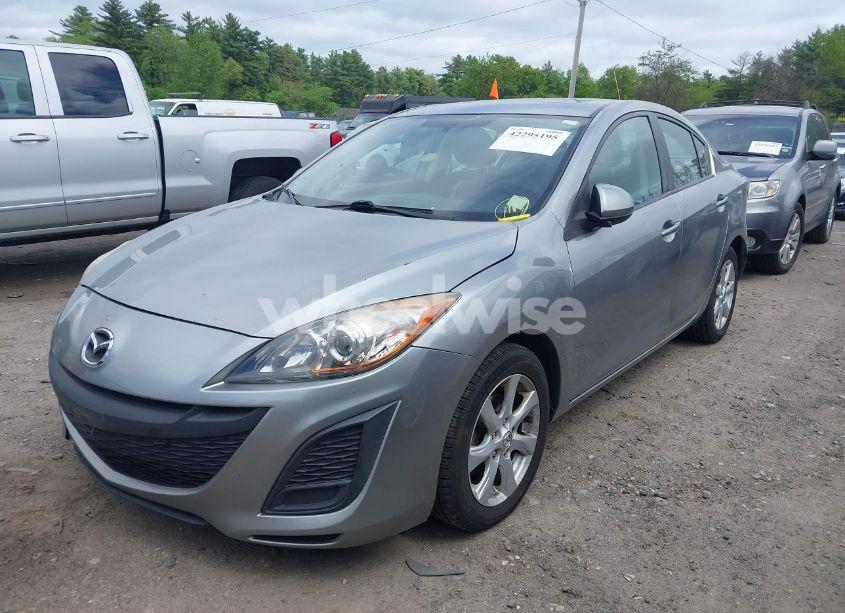 Photo 2 of 2010 Mazda Mazda3 I TOURING (VIN JM1BL1SG3A1255317)