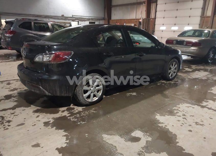 Photo 4 of 2010 Mazda Mazda3 I TOURING (VIN JM1BL1SG3A1328623)