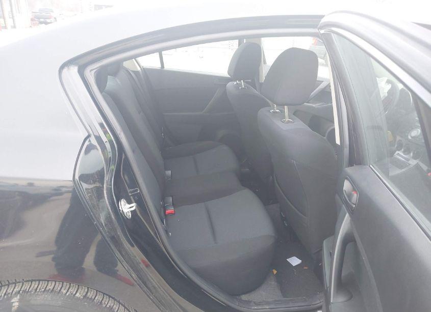 Photo 8 of 2010 Mazda Mazda3 (VIN JM1BL1SG3A1350251)