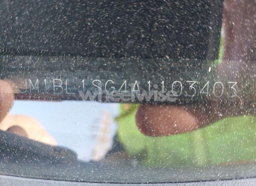 Photo 9 of 2010 Mazda Mazda3 I TOURING (VIN JM1BL1SG4A1103403)