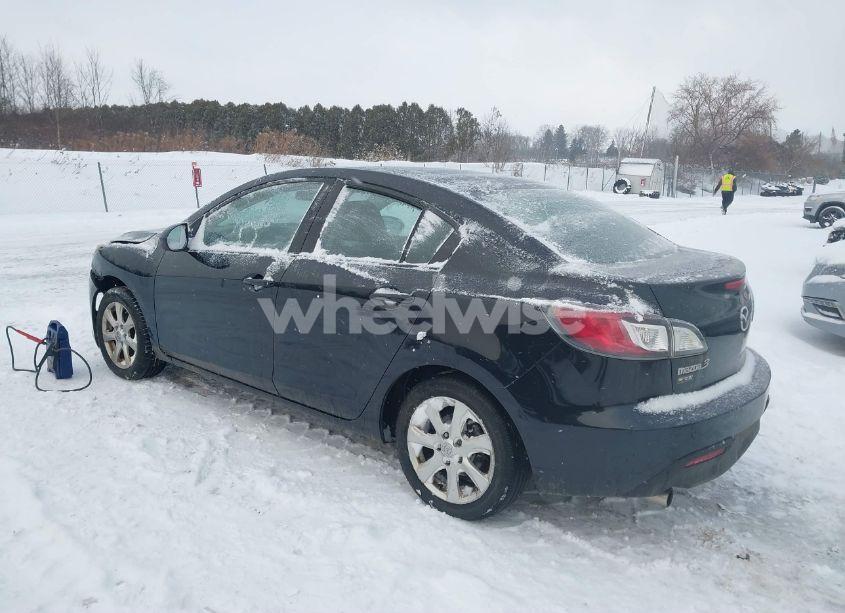 Photo 3 of 2010 Mazda Mazda3 I TOURING (VIN JM1BL1SG4A1179283)