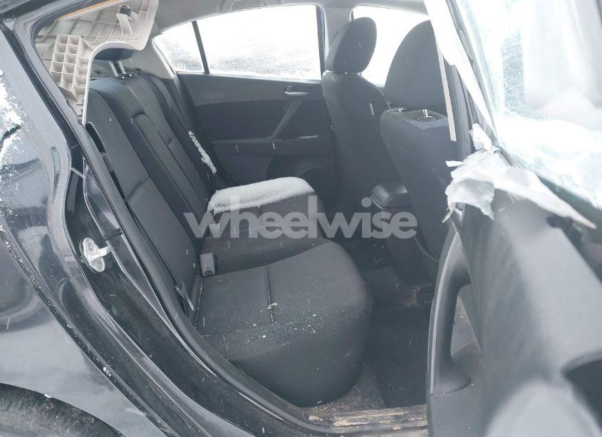 Photo 8 of 2010 Mazda Mazda3 I TOURING (VIN JM1BL1SG4A1179283)