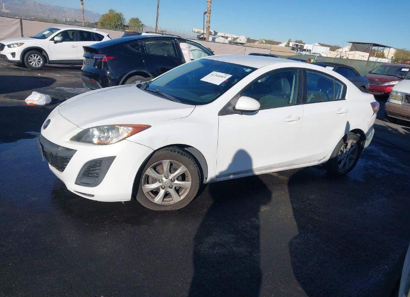 Photo 2 of 2010 Mazda Mazda3 I TOURING (VIN JM1BL1SG4A1243452)