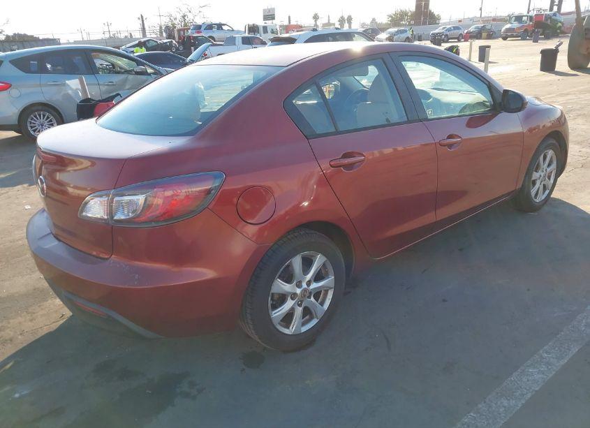 Photo 4 of 2010 Mazda Mazda3 I TOURING (VIN JM1BL1SG4A1280243)