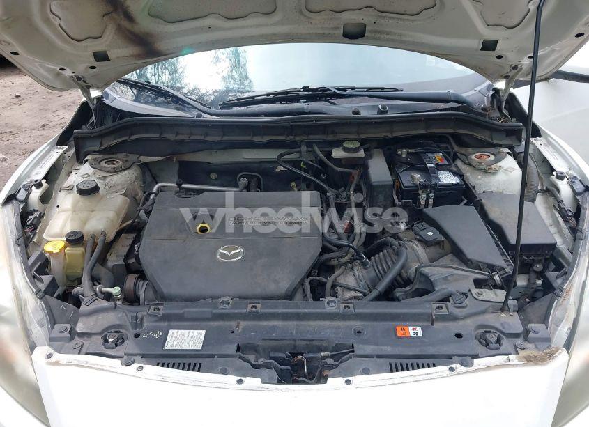 Photo 10 of 2010 Mazda Mazda3 I SPORT (VIN JM1BL1SG5A1202148)