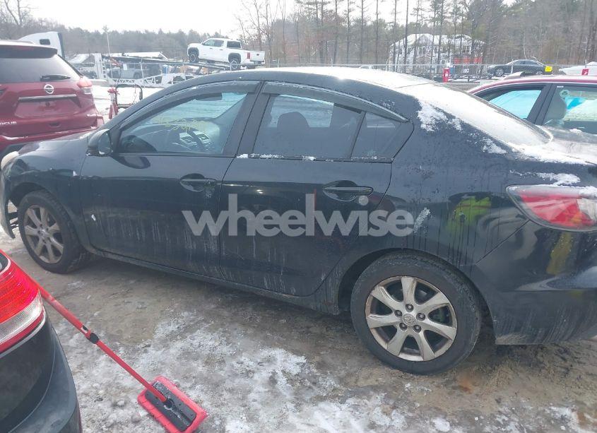 Photo 14 of 2010 Mazda Mazda3 I TOURING (VIN JM1BL1SG5A1218057)