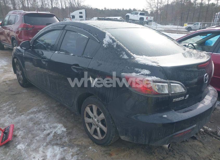 Photo 3 of 2010 Mazda Mazda3 I TOURING (VIN JM1BL1SG5A1218057)