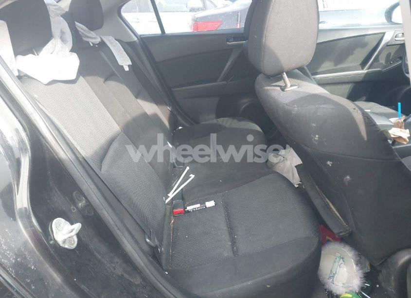 Photo 8 of 2010 Mazda Mazda3 I TOURING (VIN JM1BL1SG5A1218057)