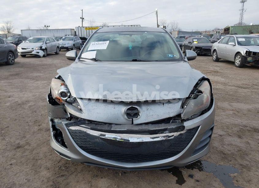 Photo 11 of 2010 Mazda Mazda3 I SPORT (VIN JM1BL1SG6A1201476)