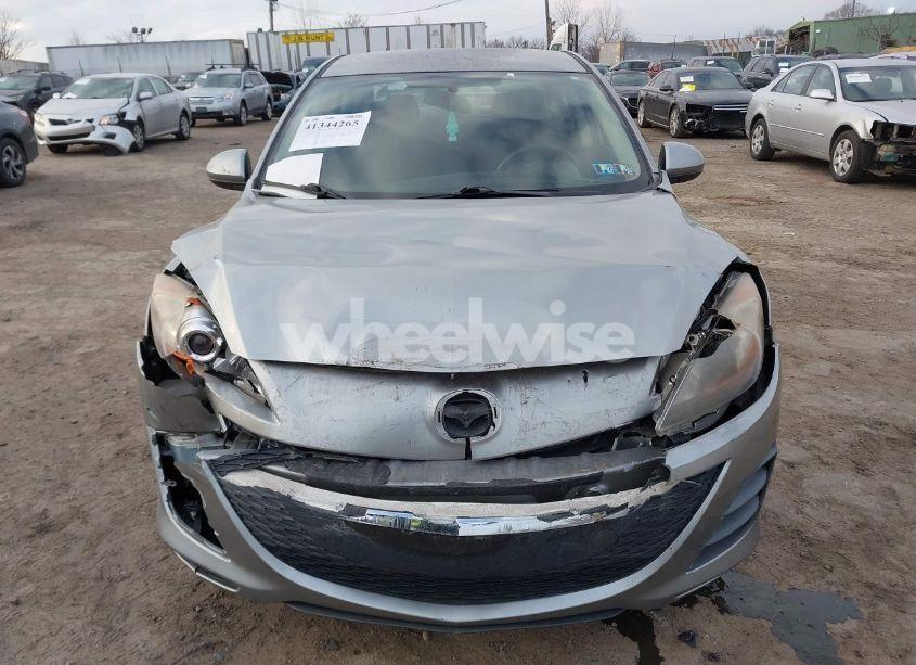 Photo 6 of 2010 Mazda Mazda3 I SPORT (VIN JM1BL1SG6A1201476)