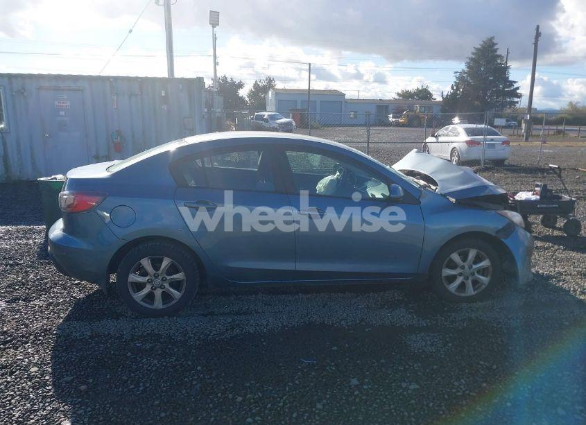 Photo 14 of 2010 Mazda Mazda3 I TOURING (VIN JM1BL1SG6A1226202)