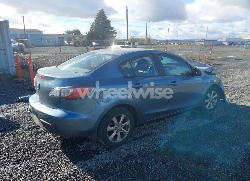 Photo 4 of 2010 Mazda Mazda3 I TOURING (VIN JM1BL1SG6A1226202)